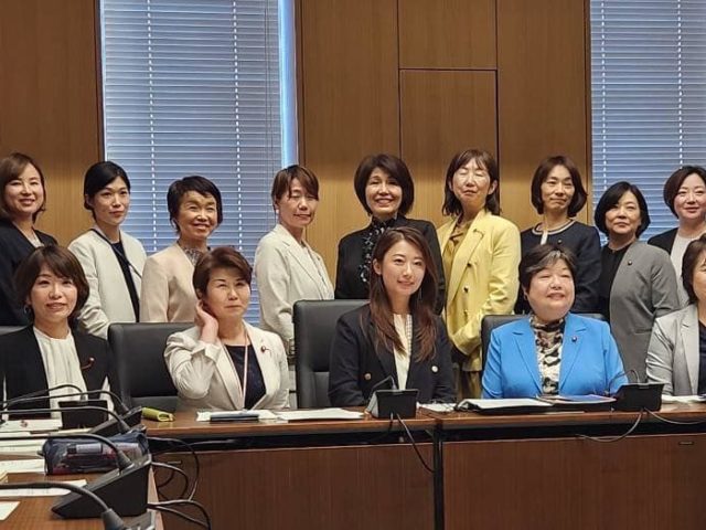 川崎市議会に女性議員の集まりができました